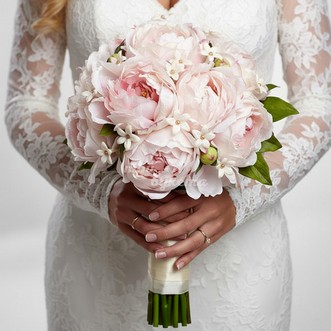 Букет невесты «Нежный пион»
