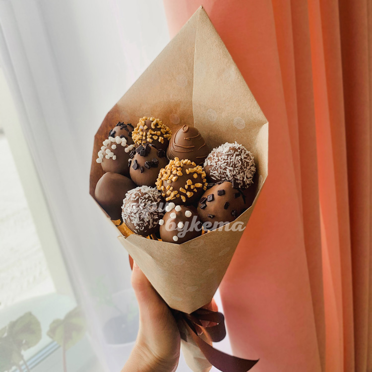 Букет из 11 клубник в глазури