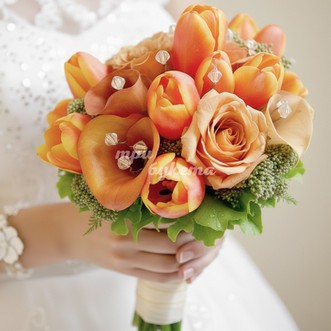 Букет невесты из калл и тюльпанов